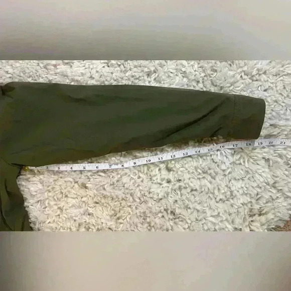 L.L. Bean Luna Women's Windbreaker Rain Jacket With Hood - Picture 12 of 16